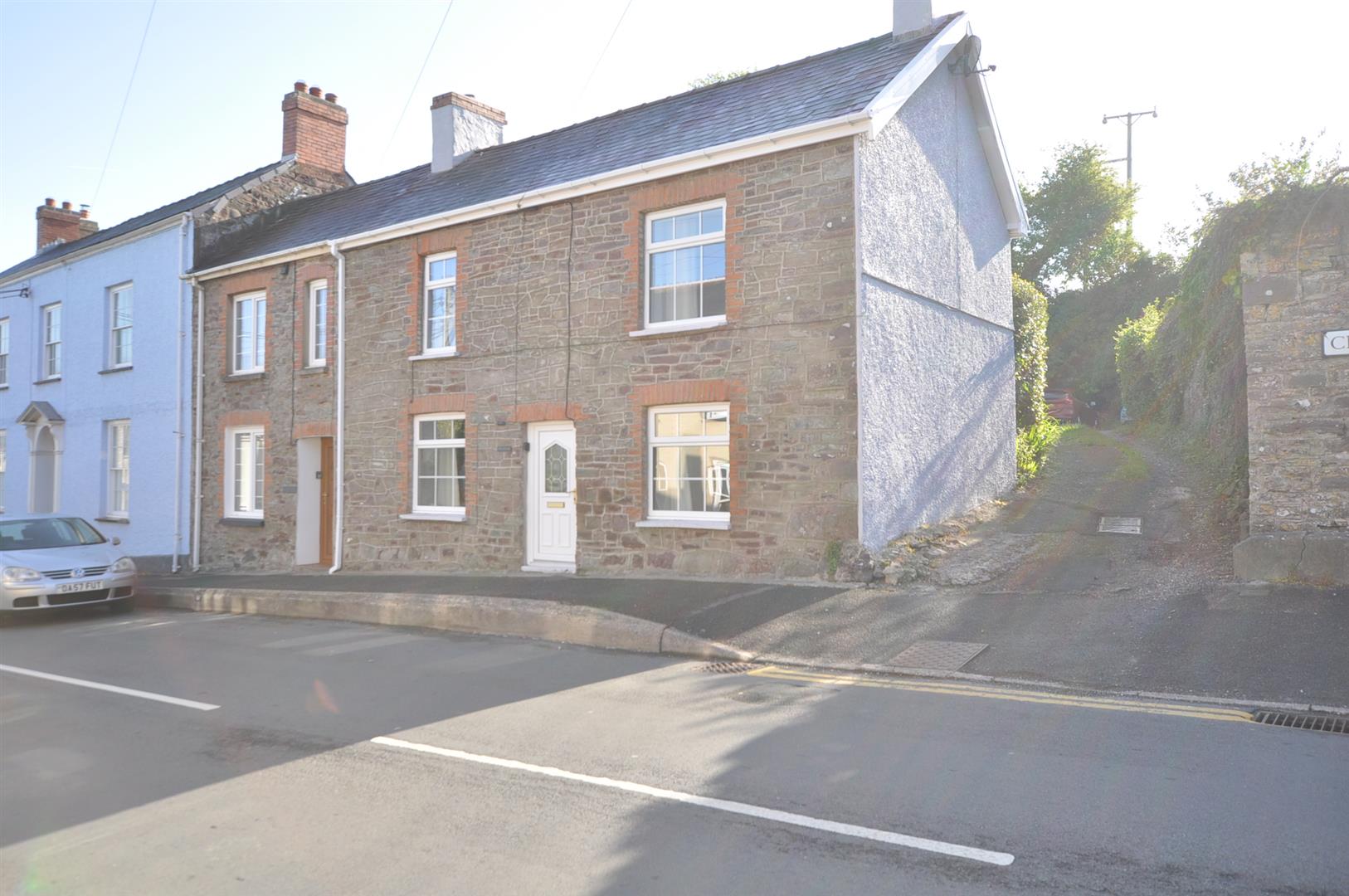 Moir Cottage, Laugharne, Carmarthen Terry Thomas & Co Estate Agents in Carmarthenshire West Wales